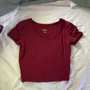 Wildfable cropped maroon tee